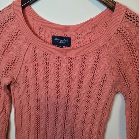 American Eagle Coral Pink 3/4 Sleeve Cable Knit Sweater Size Small - Picture 10 of 11